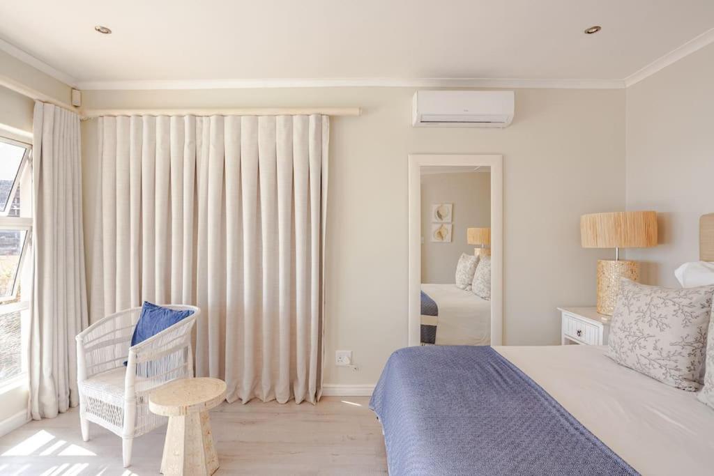 La Petite Baleine Oceanfront Luxury Villa ดิ เคลเดอร์ส ภายนอก รูปภาพ