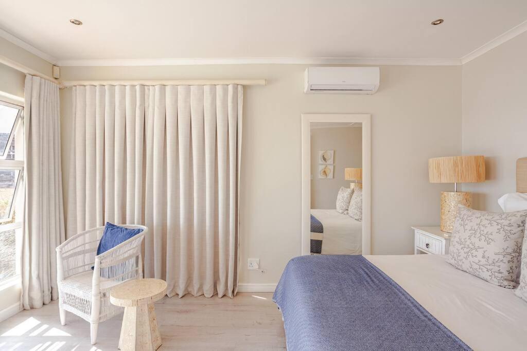 La Petite Baleine Oceanfront Luxury Villa ดิ เคลเดอร์ส ภายนอก รูปภาพ