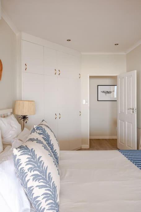 La Petite Baleine Oceanfront Luxury Villa ดิ เคลเดอร์ส ภายนอก รูปภาพ