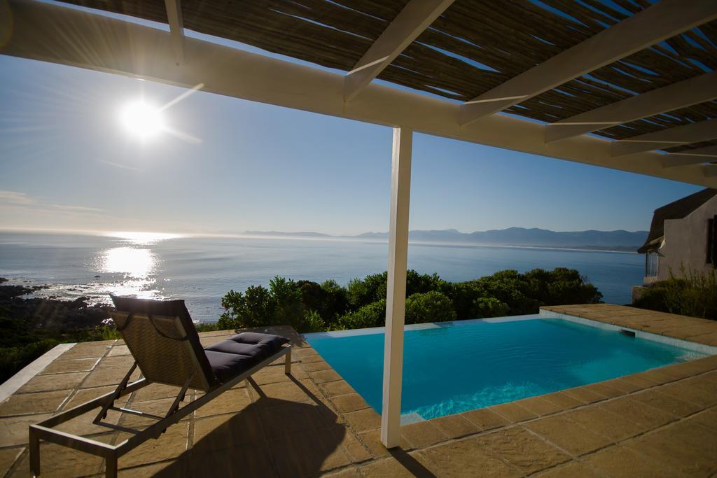 La Petite Baleine Oceanfront Luxury Villa ดิ เคลเดอร์ส ภายนอก รูปภาพ
